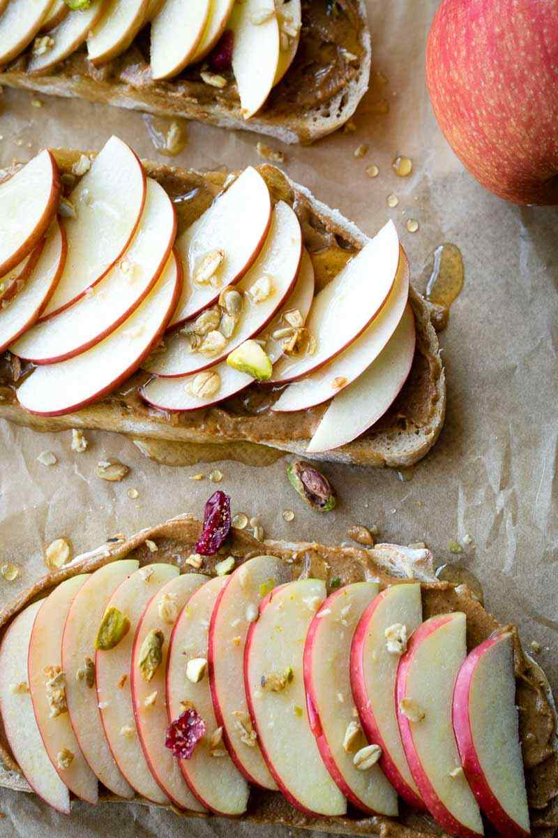 Cinnamon apple butter toast, golden crust, warm spices, served in a mason jar
