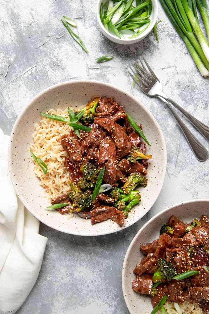 Classic beef and broccoli noodle bowl with tender beef, crisp broccoli, glossy noodles