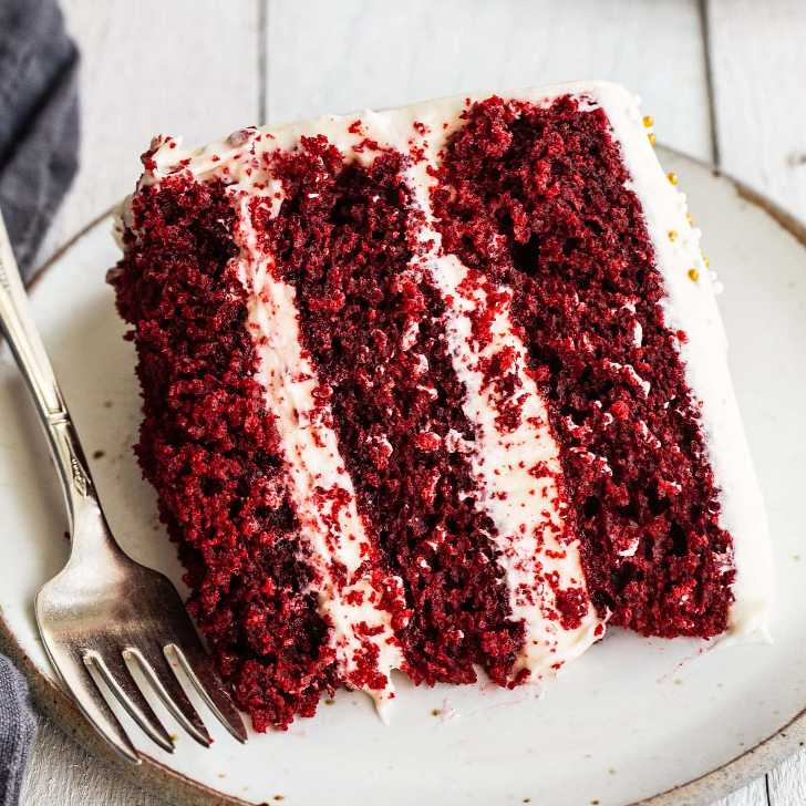 Christmas Cakes Ideas Red Velvet Layer Cake Slice