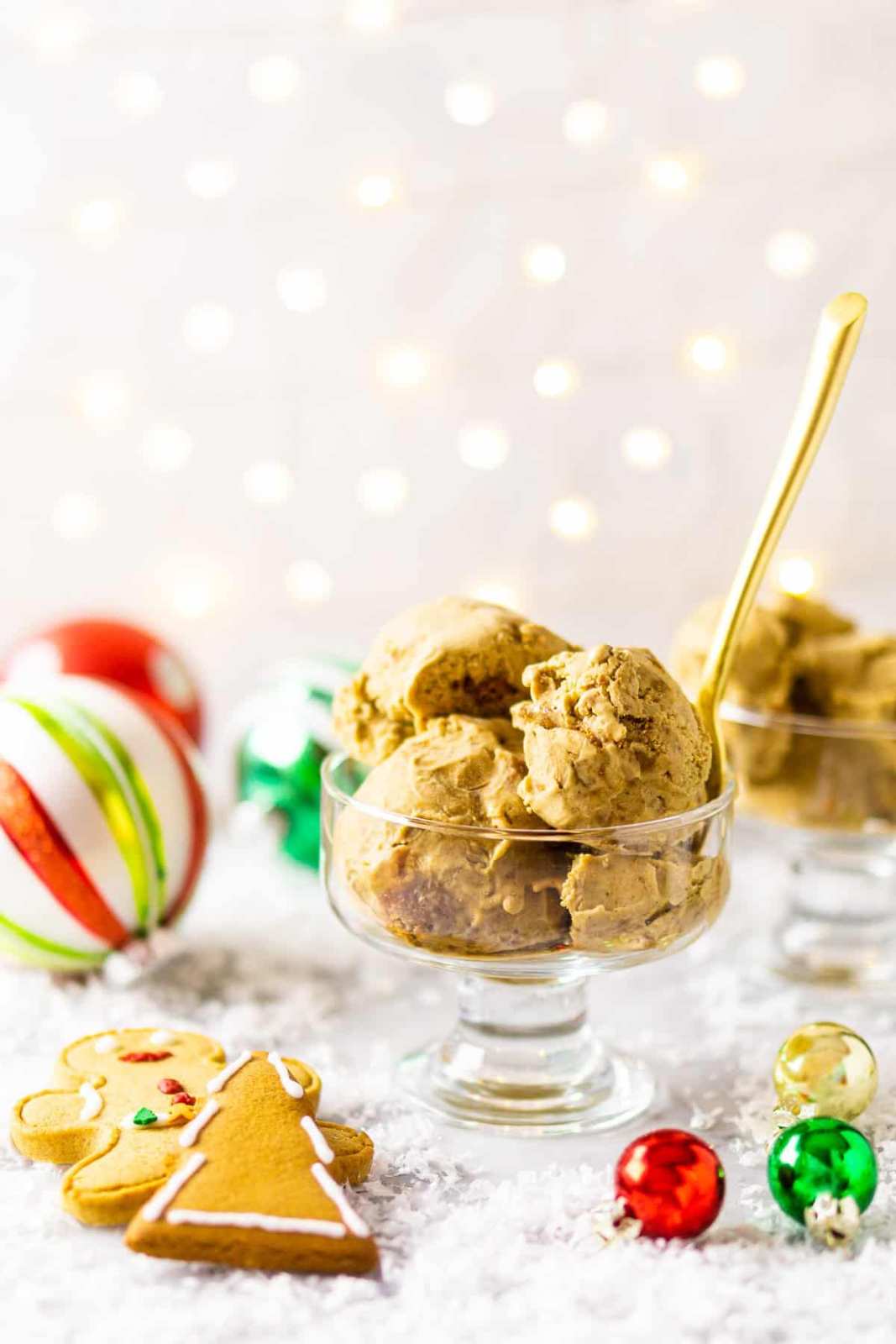 Scoops of light brown gingerbread ice cream.